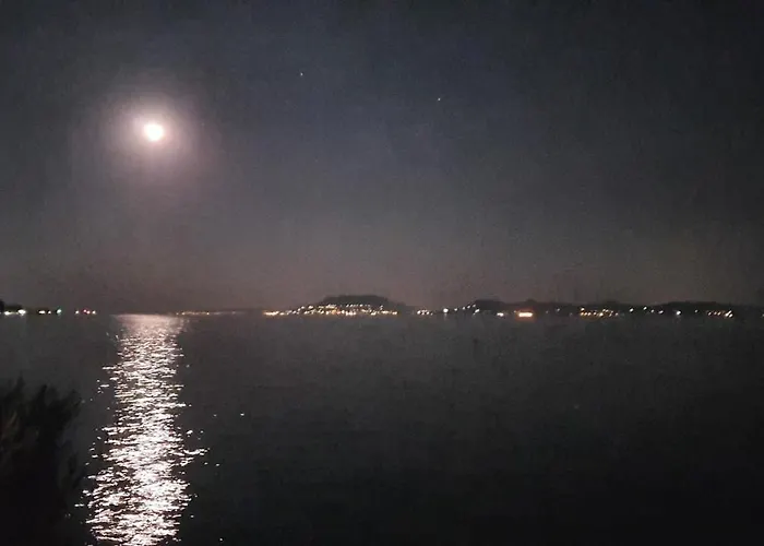 Lägenhet Napfeny Exclusive Balatonlelle